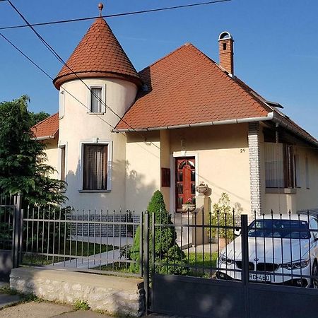 Villa Maria Apartman Miskolc Esterno foto